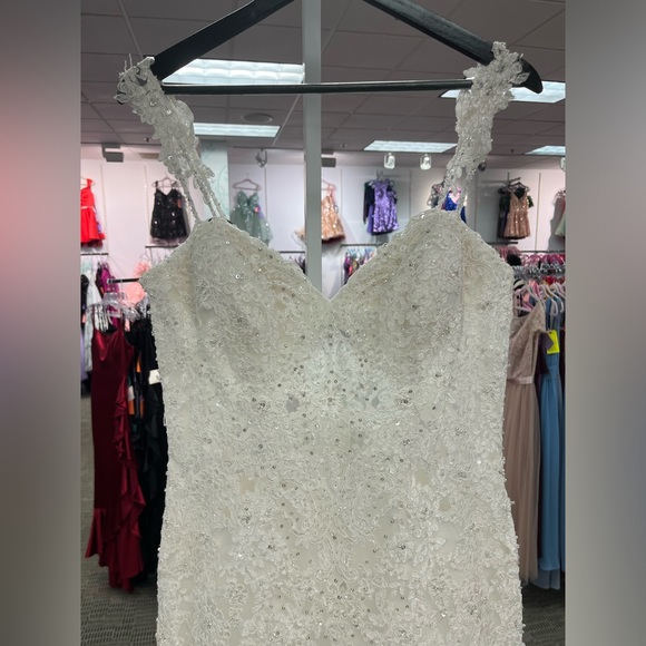 Mori Lee Mermaid Bridal Style 8118 - Picture 2 of 10